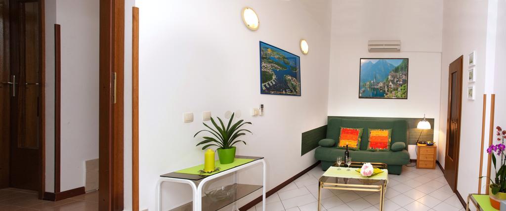 Ada Apartment