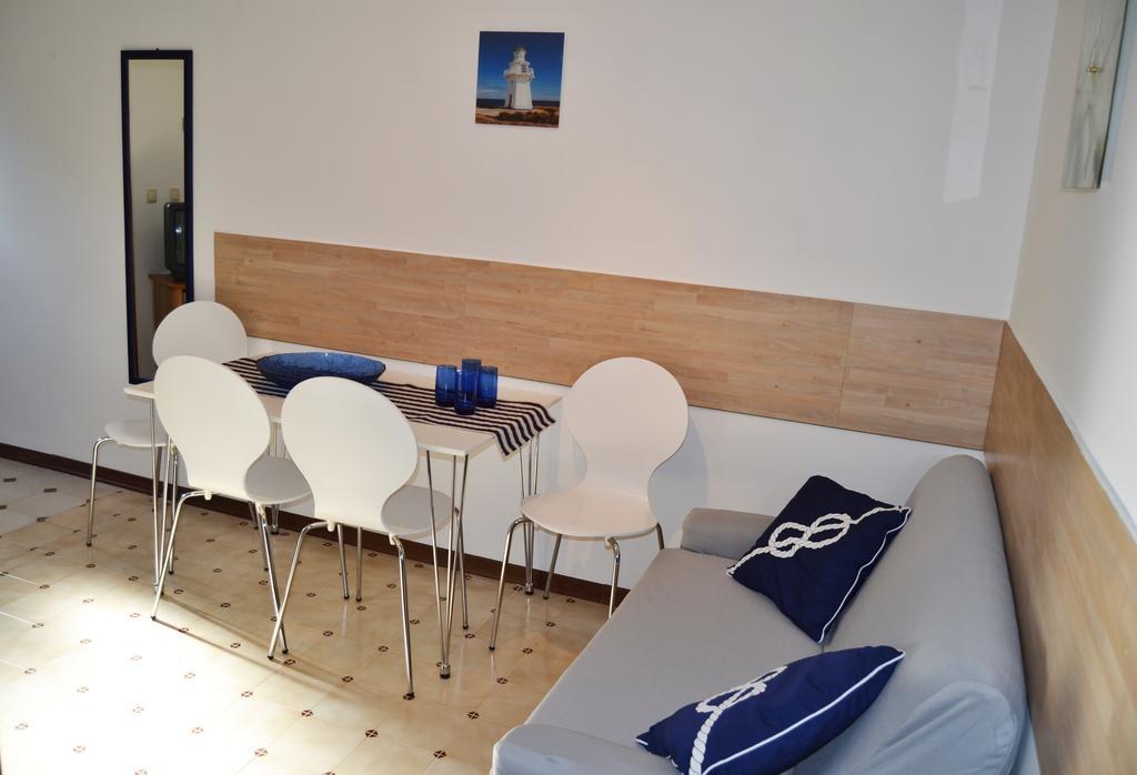 Apartment Ada *