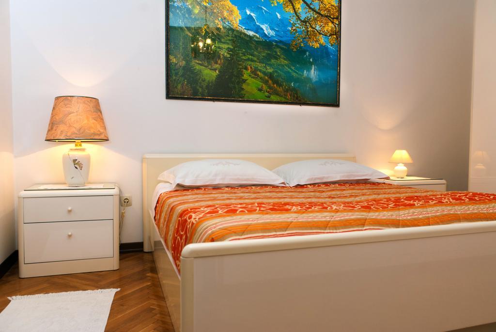 Ada Apartament *